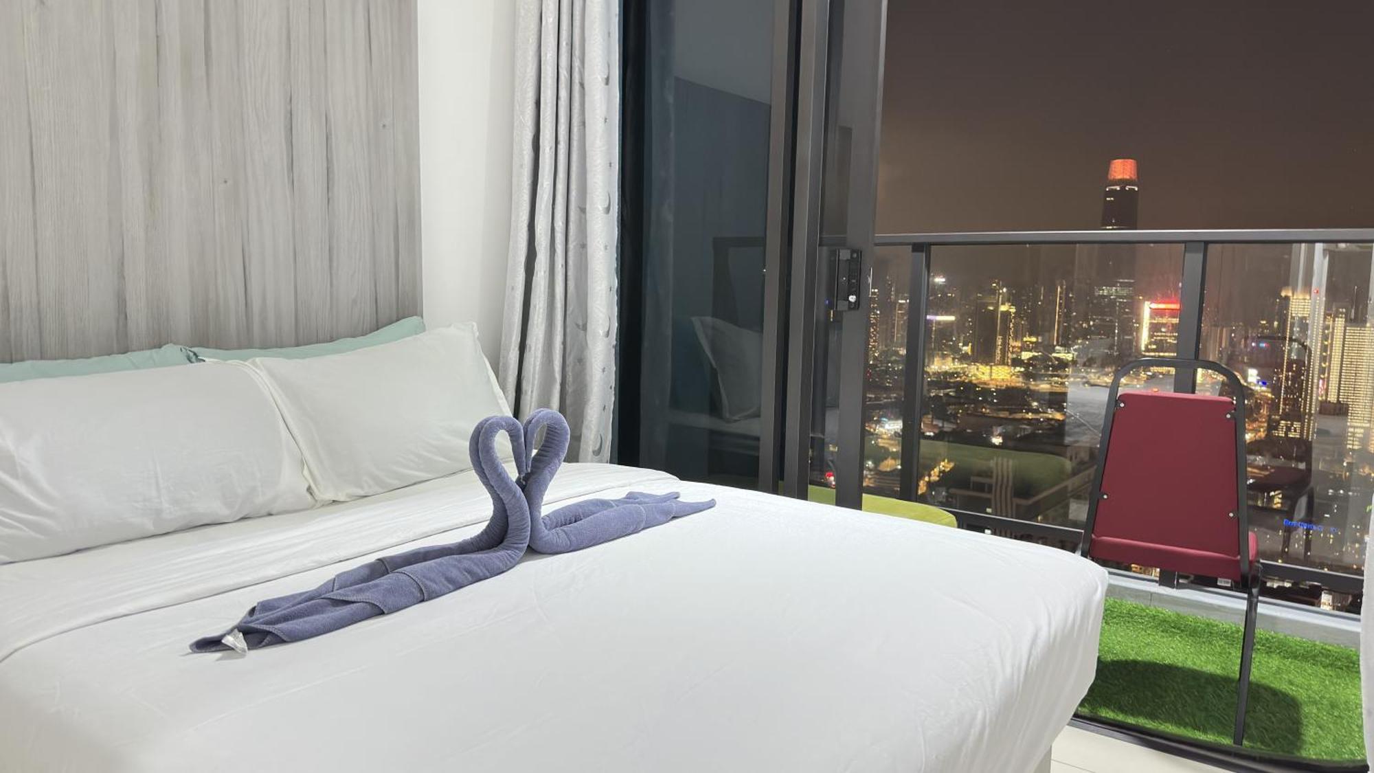 Luxury With Balcony Apartment Kuala Lumpur