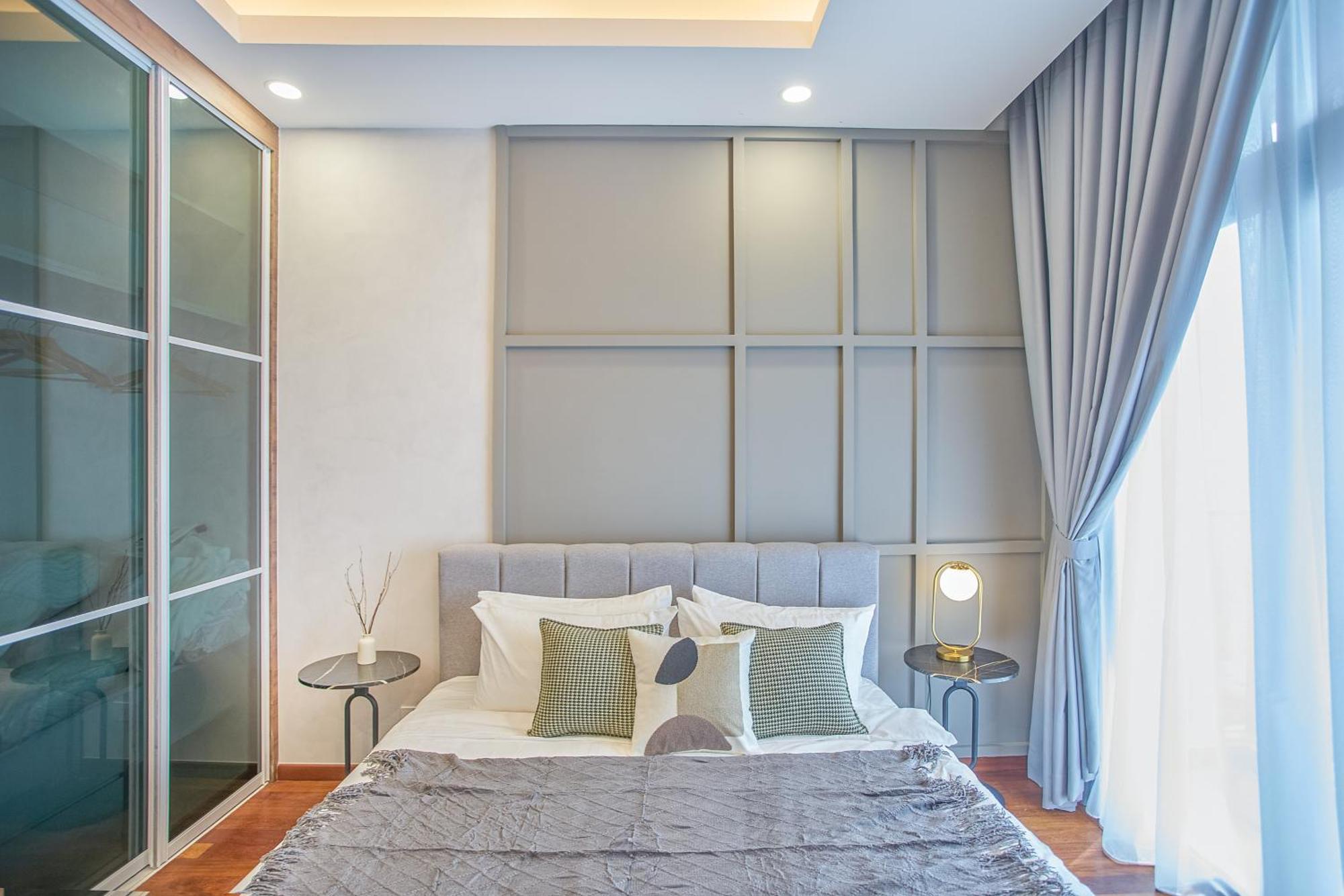 Royce Klcc, Center, Cobnb *