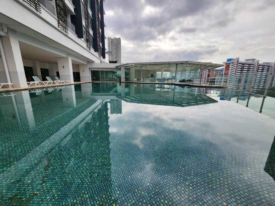 Apartment Desir Amorous Kl #jacuzzi #nflx #prjscn120
