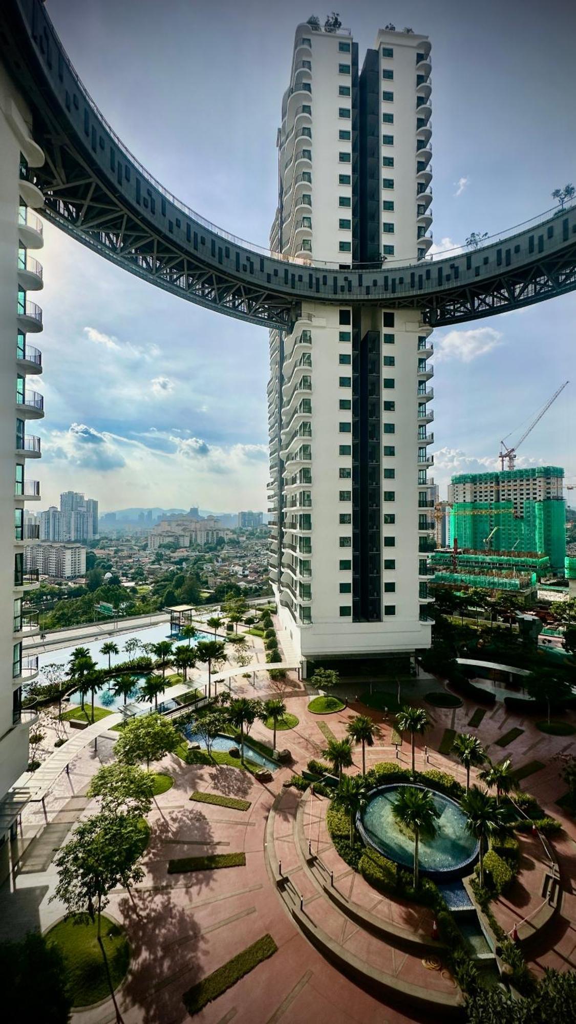 Apartment Datum Jelatek Superb Kl By Lh *