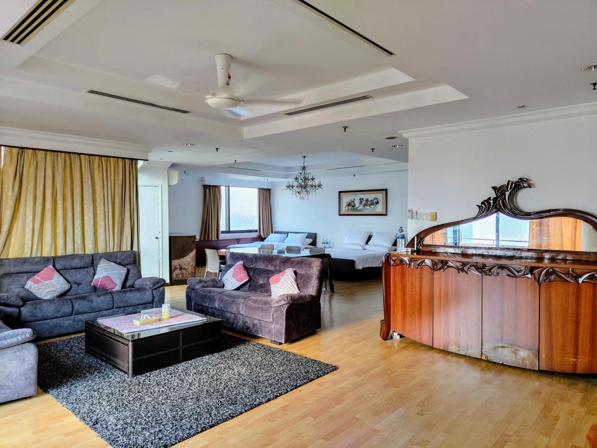 Times Square Services Star At East Lobby Căn hộ *