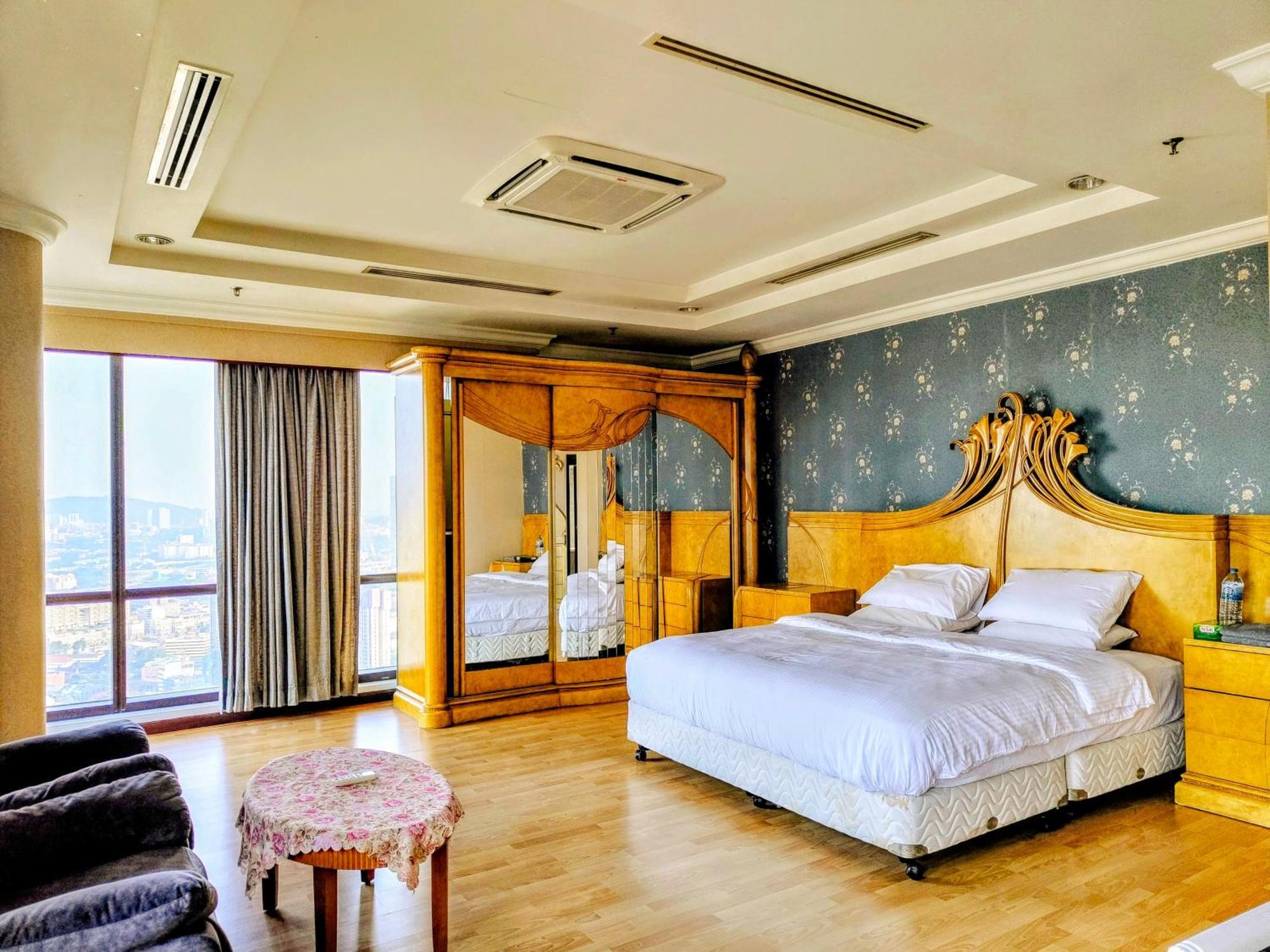 Times Square Services Star At East Lobby Căn hộ Kuala Lumpur