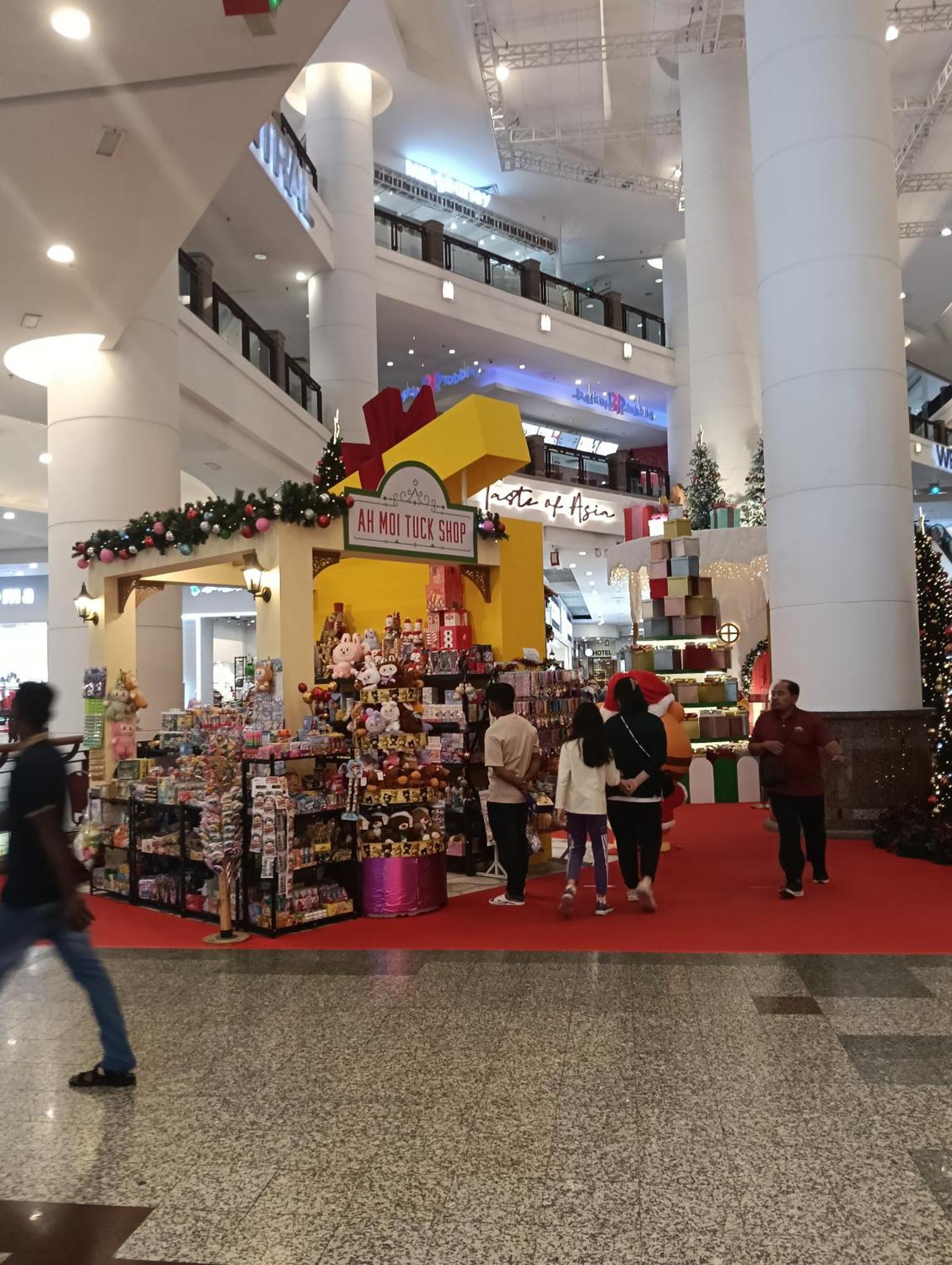 Times Square Services Star At East Lobby Căn hộ *