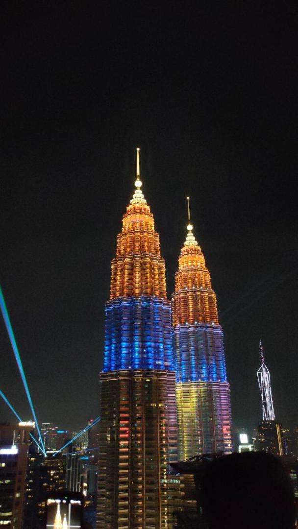 Star Galaxy Klcc Apartment *