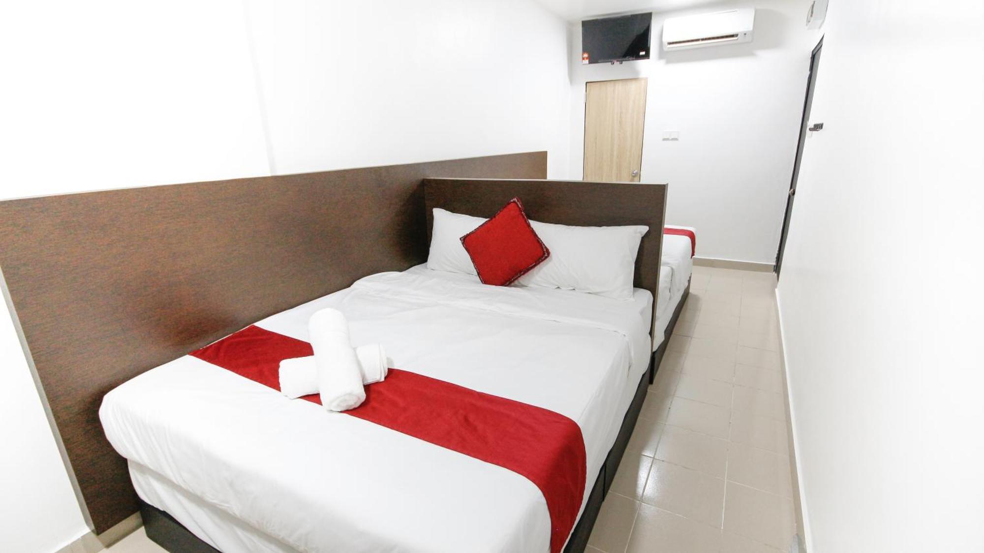Red Velvet Bukit Bintang Hotel 2*