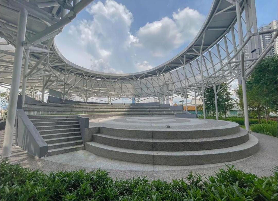 Trion Kl One Bedroom *