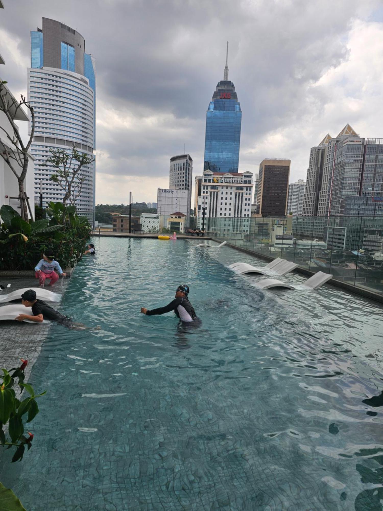Quill Klcc Sunlight Apartment Kuala Lumpur