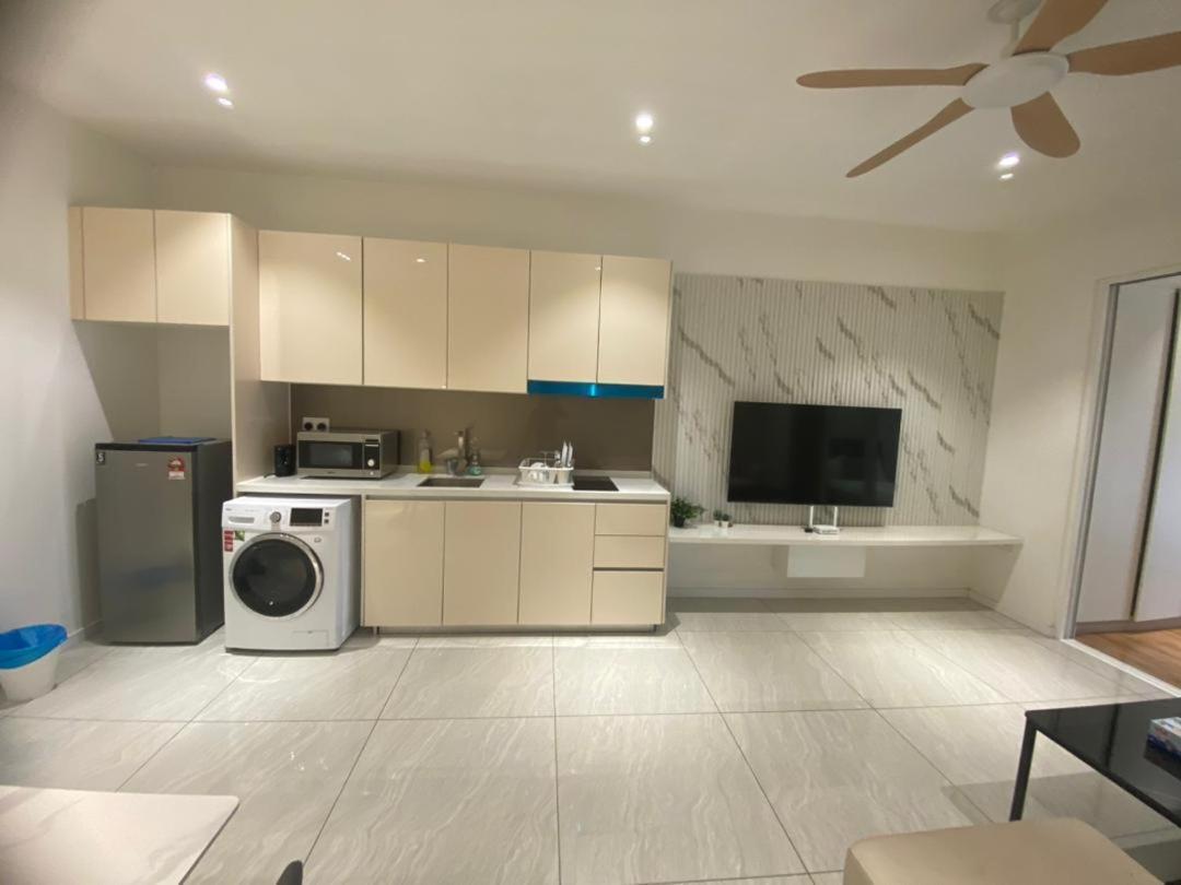 Luxury At Quill Residences Apartment *