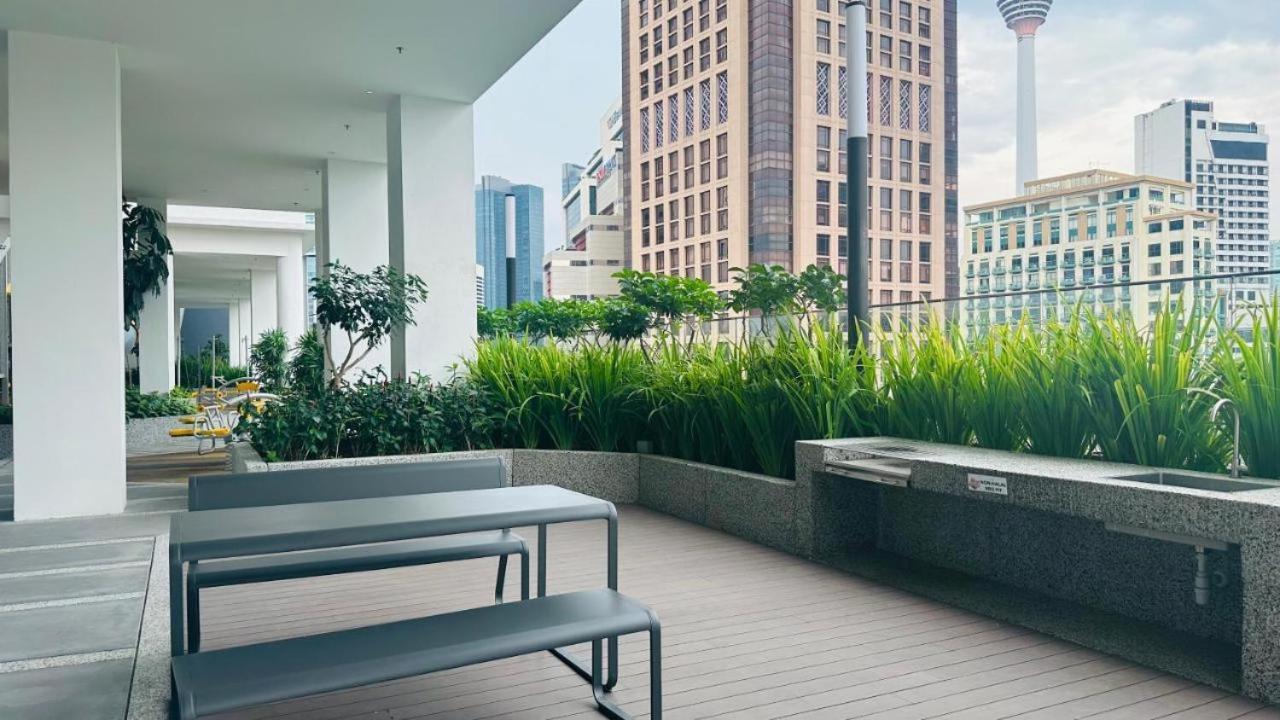 Luxury At Quill Residences Apartment *