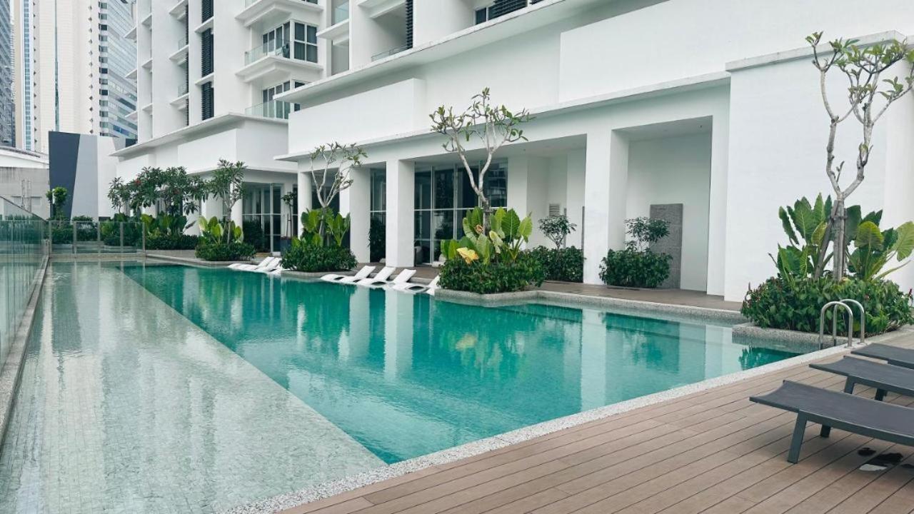 Luxury At Quill Residences *