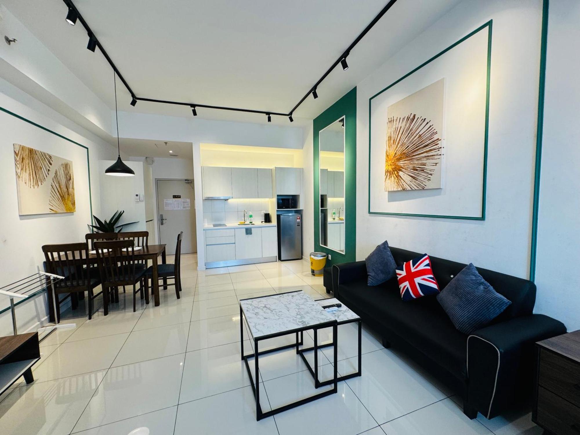 Apartment Chamber Kl At Sky World