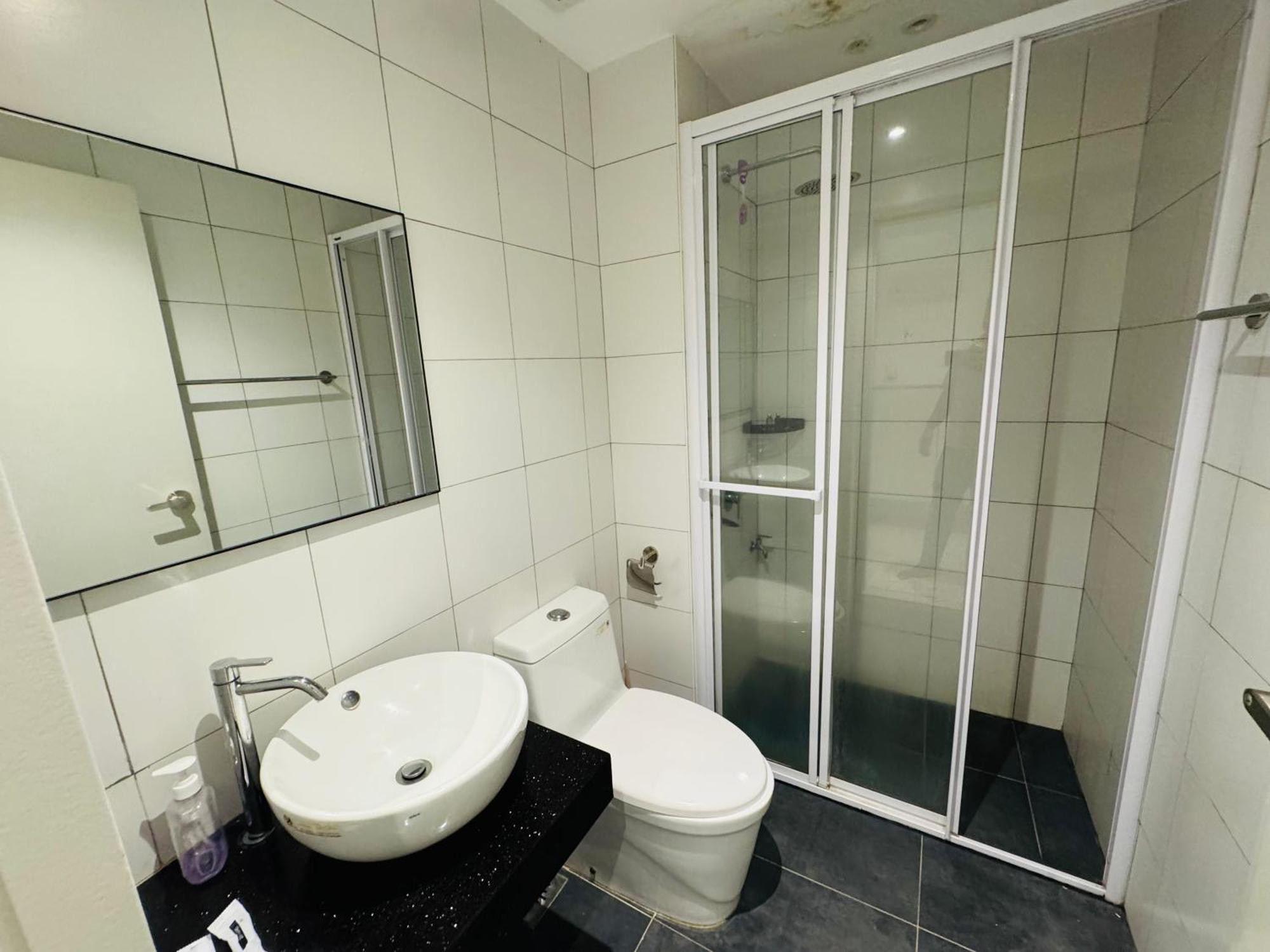 Apartment Chamber Kl At Sky World