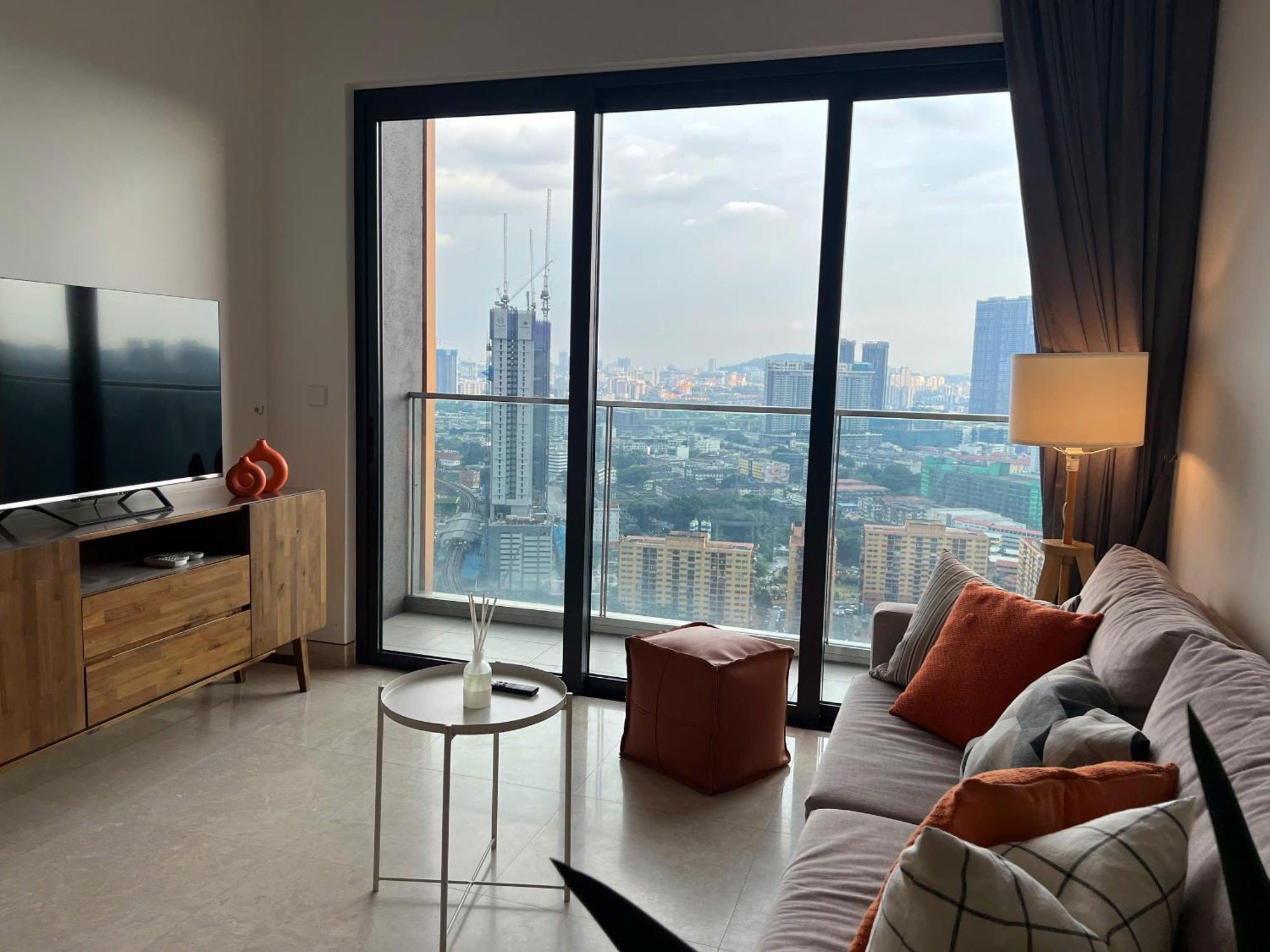 Lucentia * Kuala Lumpur