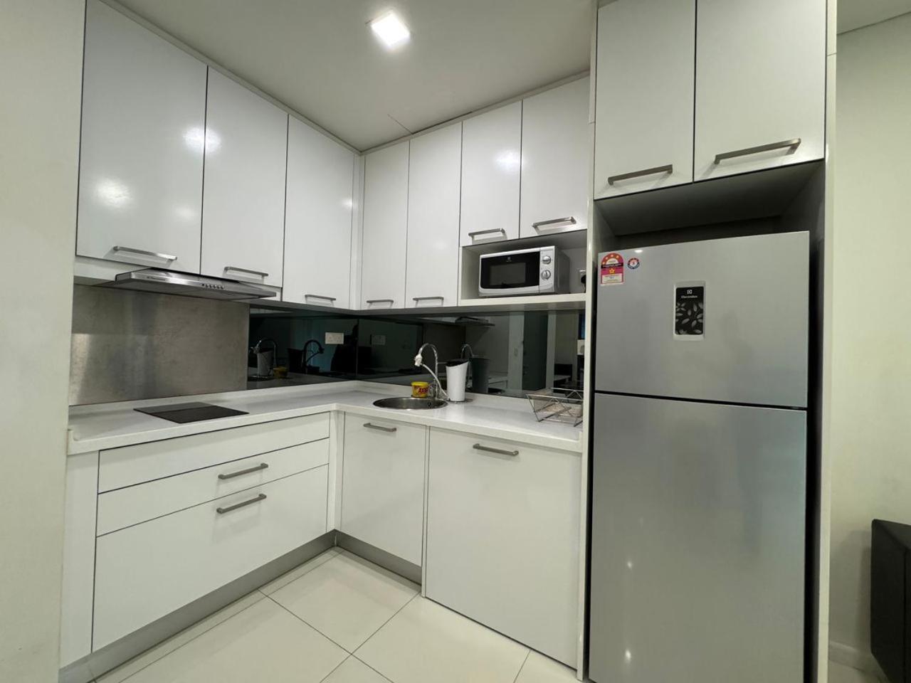 Summer Klcc By Mdr Apartemen Kuala Lumpur