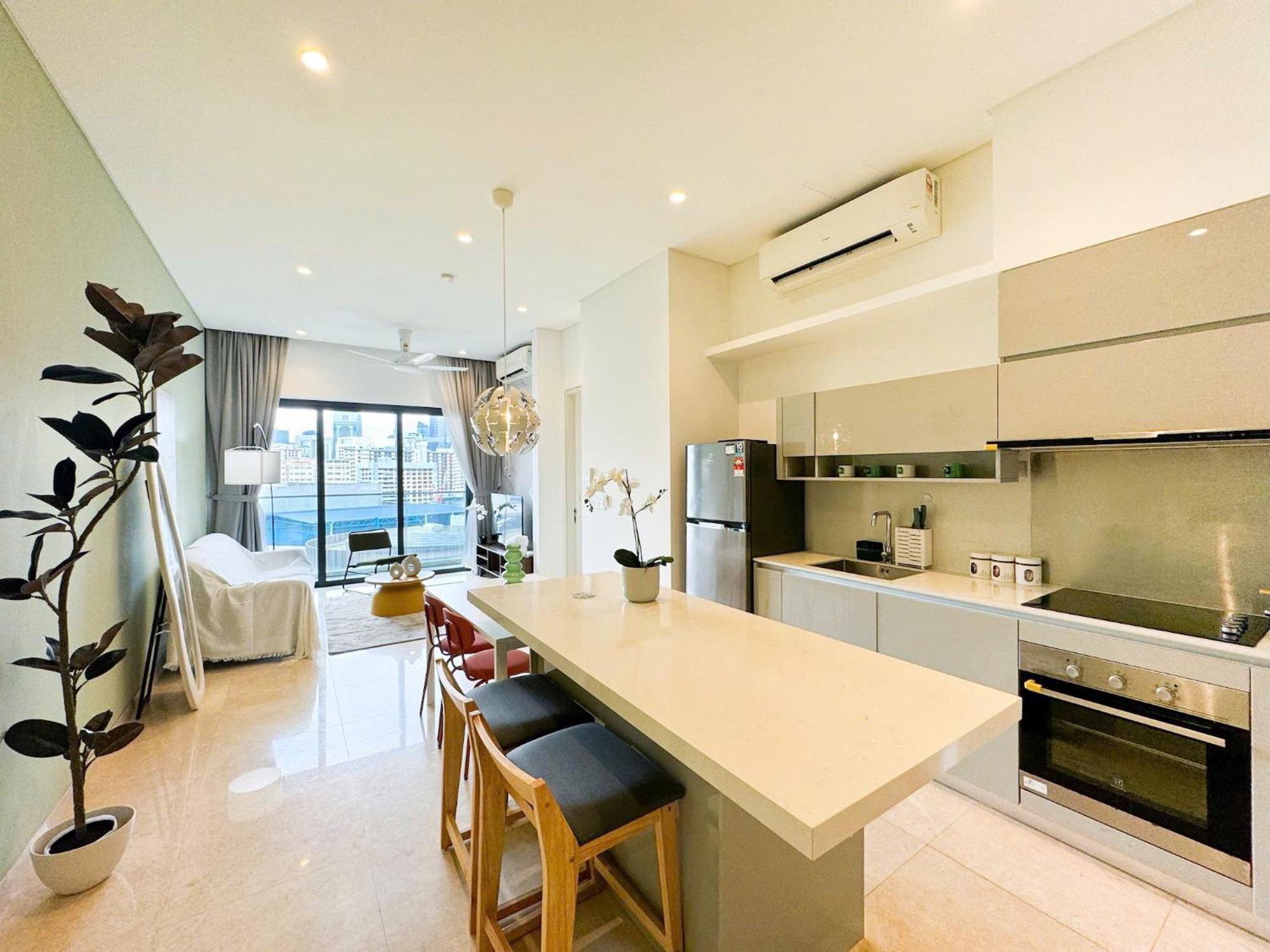 Lucentia Apartment *