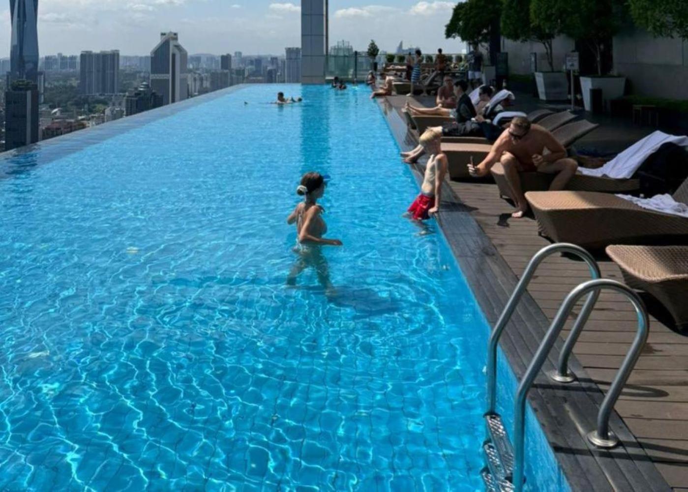 The Platinum Klcc Aqua White * Kuala Lumpur