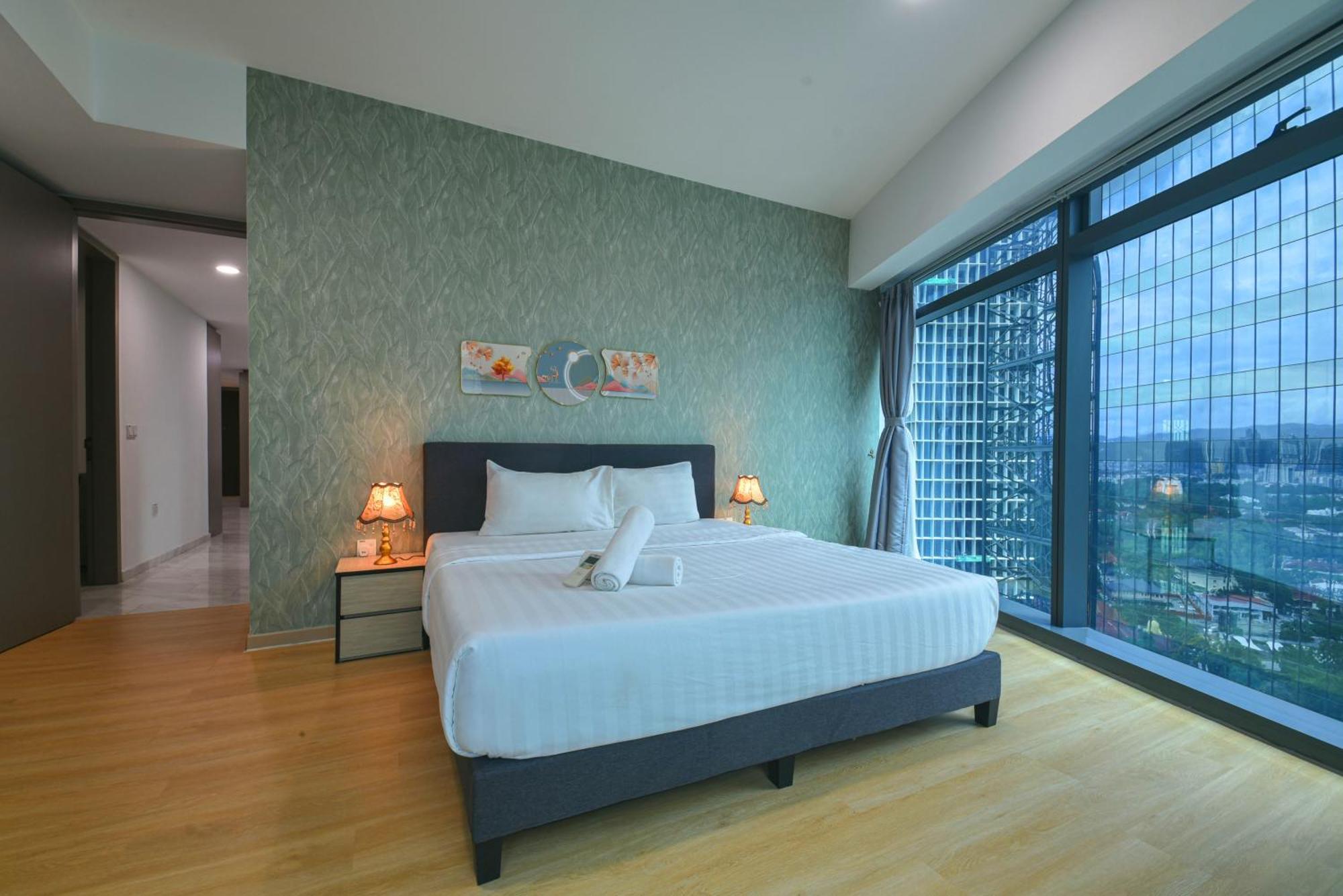 Eaton Klcc Apartment Kuala Lumpur