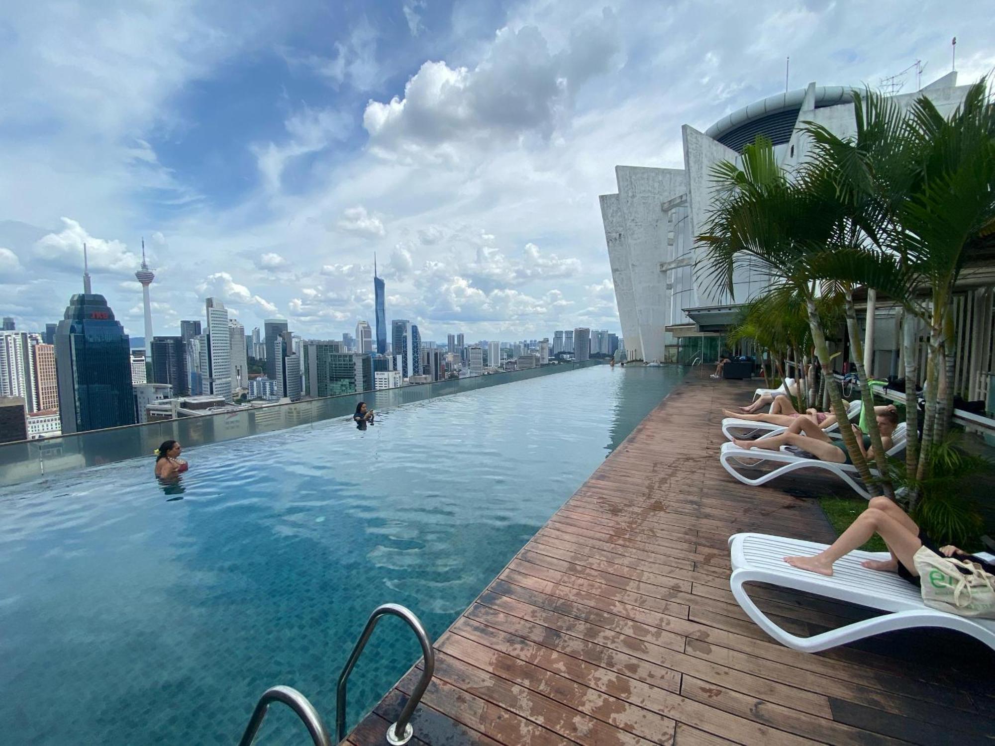 Hostel Infinity Skypool Ladies - Ladies Only *