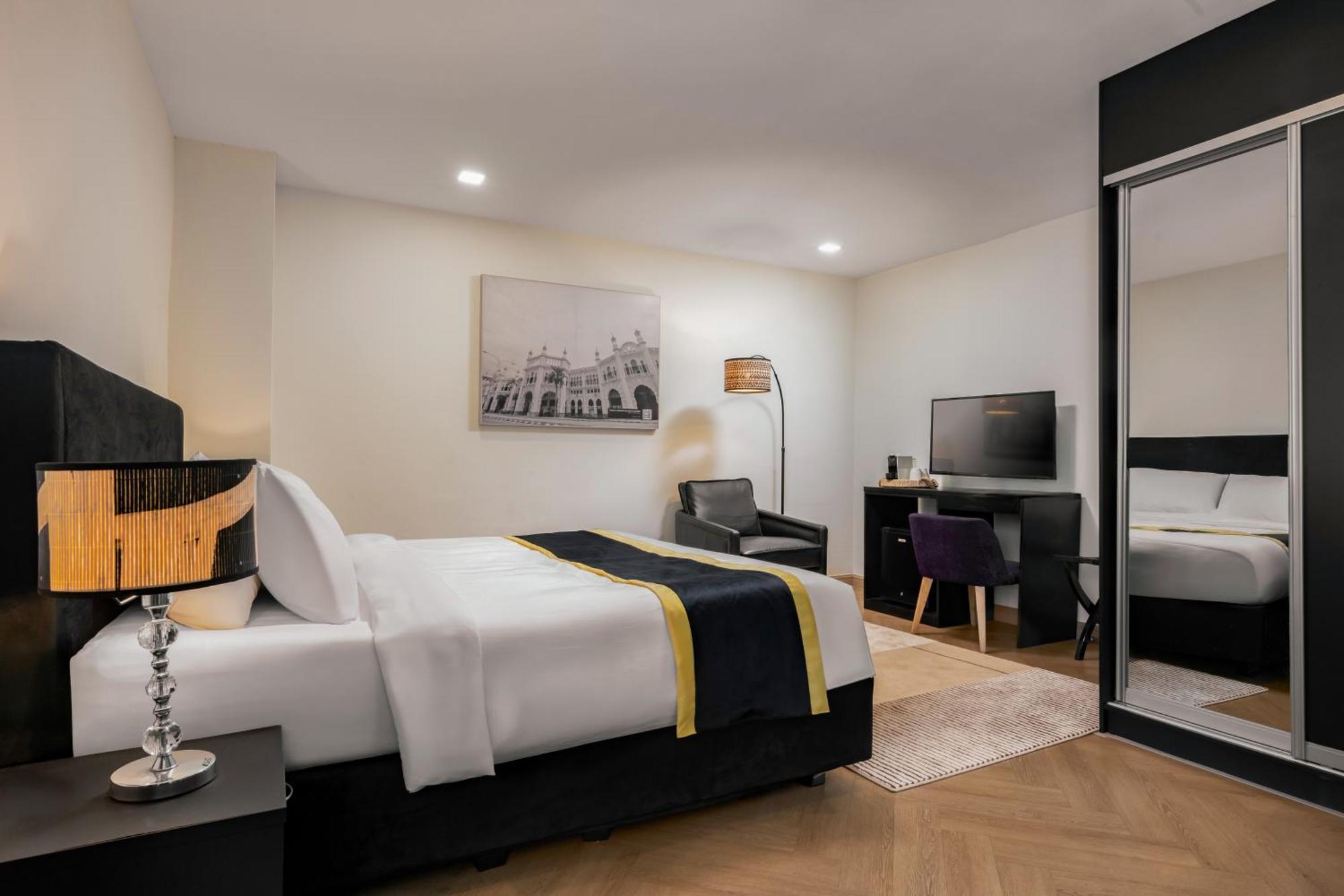 Royce Sentral Hotel