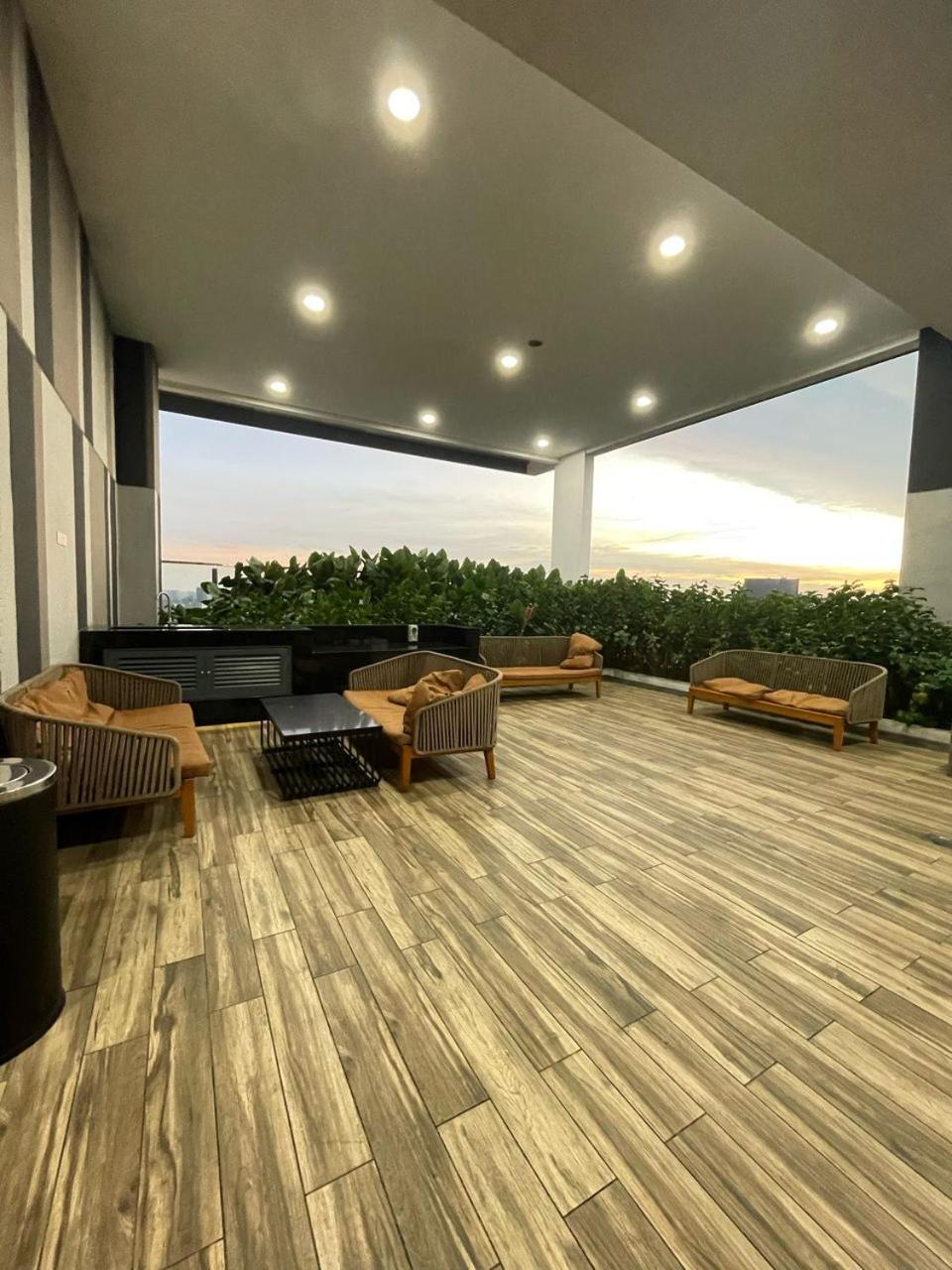 The Luxe Klcc By Apartment