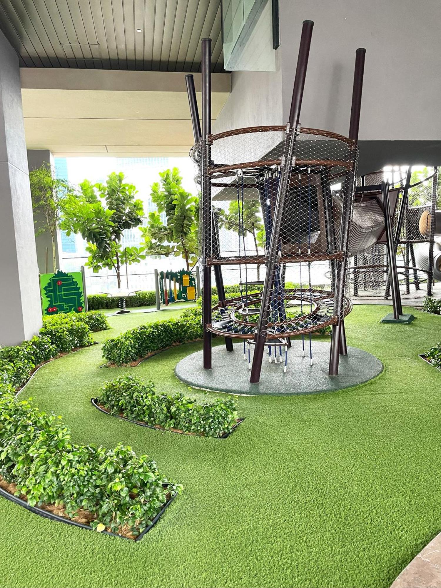 The Axon By Rainbow Touch * Kuala Lumpur