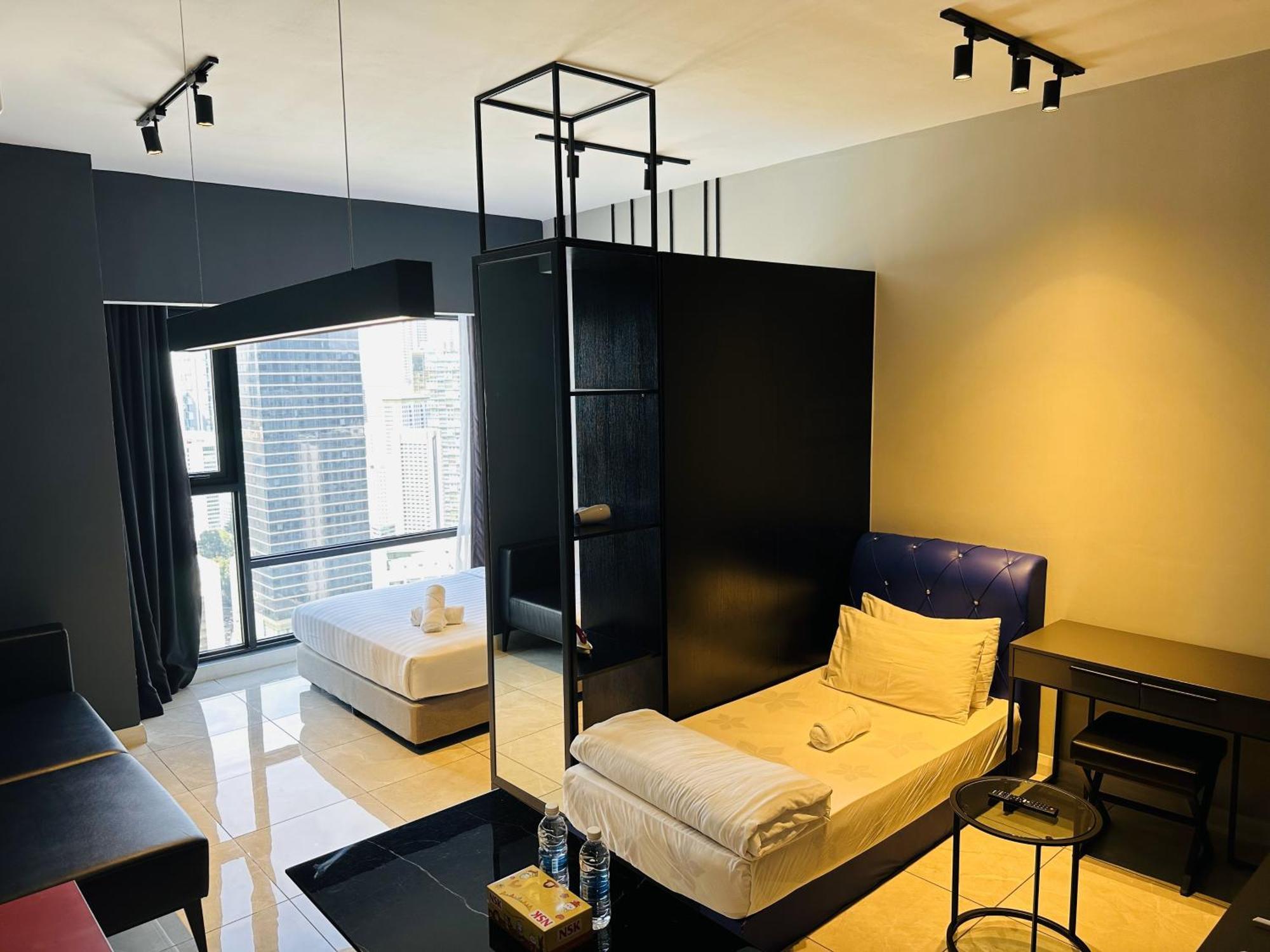 The Axon By Rainbow Touch Apartment