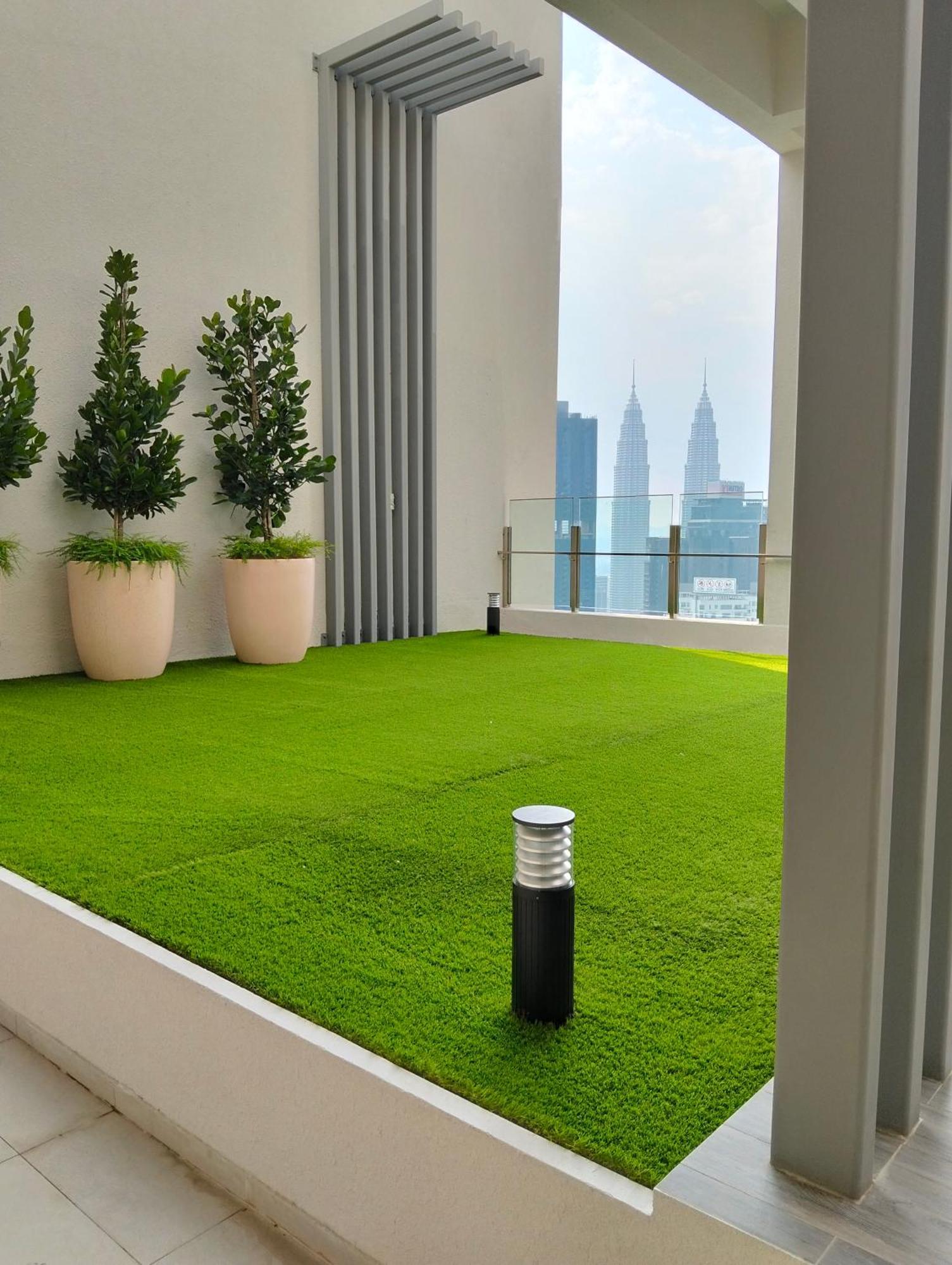 Sky Garden Luxy At Agile Bukit Bintang Apartemen *