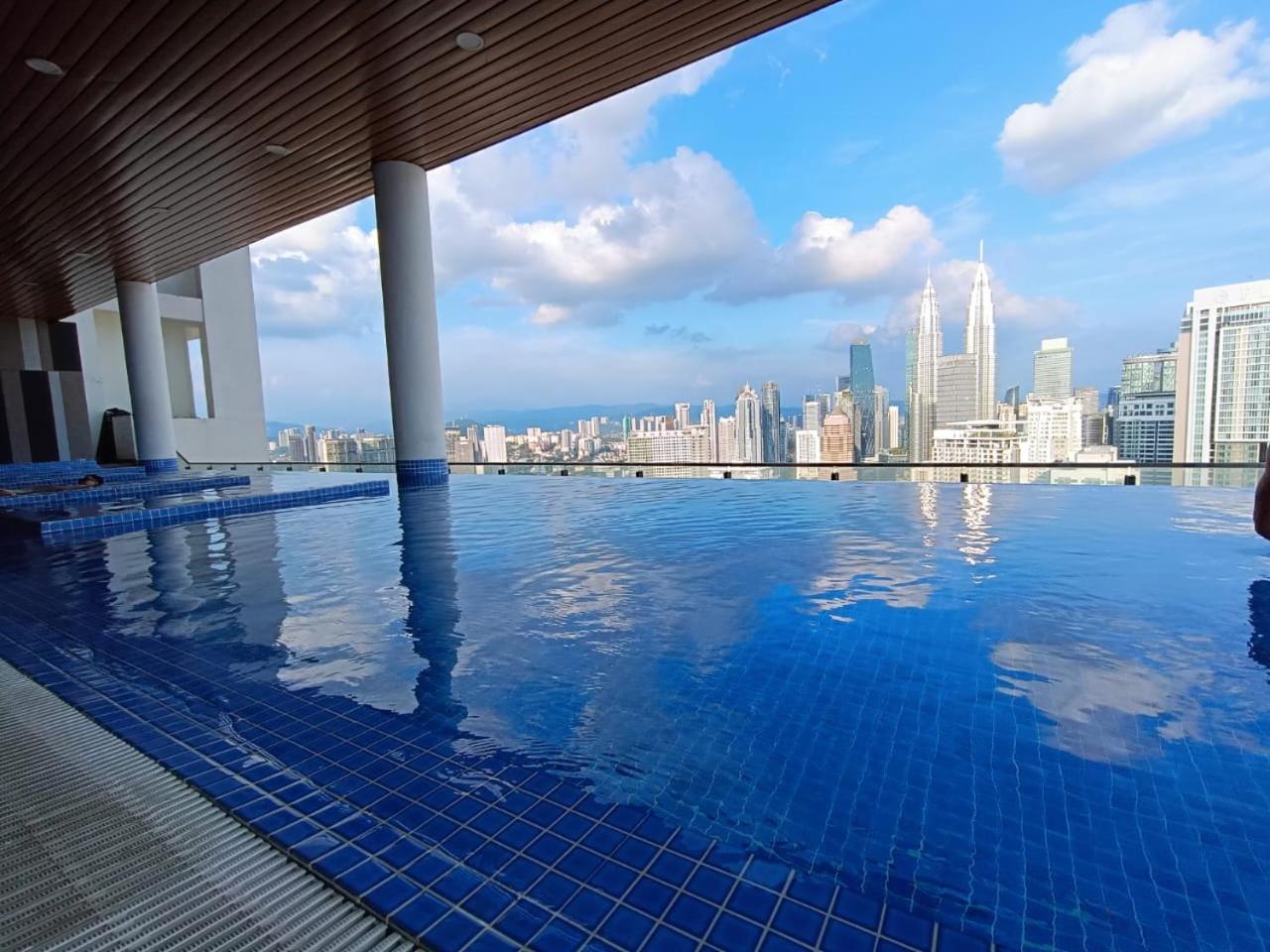 The Luxe Klcc By Luxury World Apartemen Kuala Lumpur