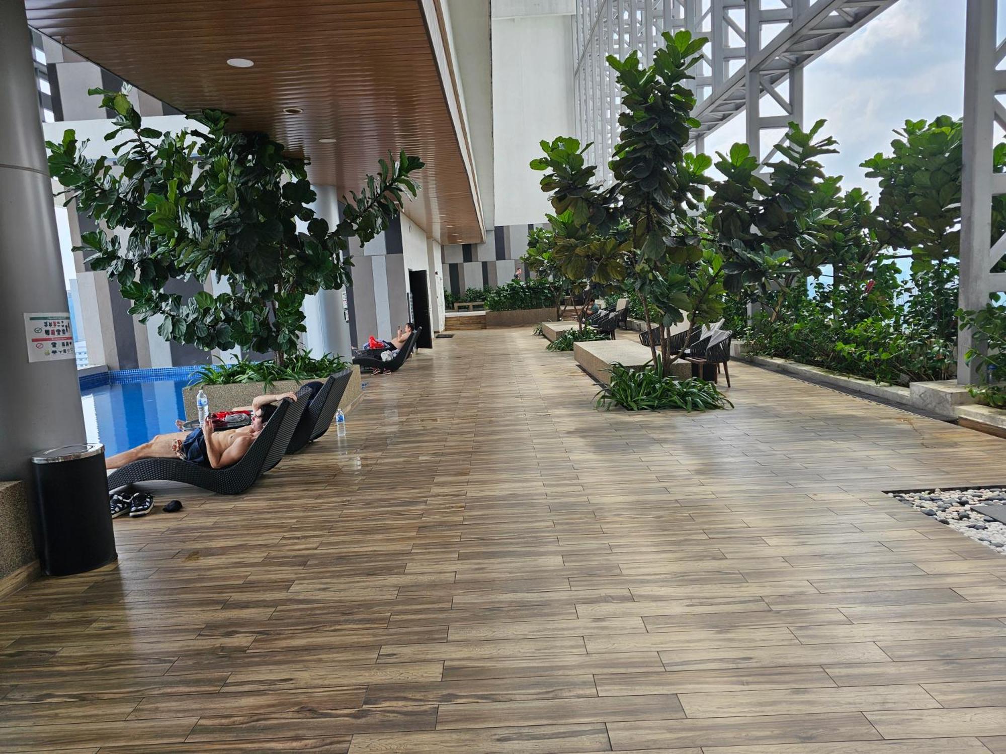 Colony Service Klcc