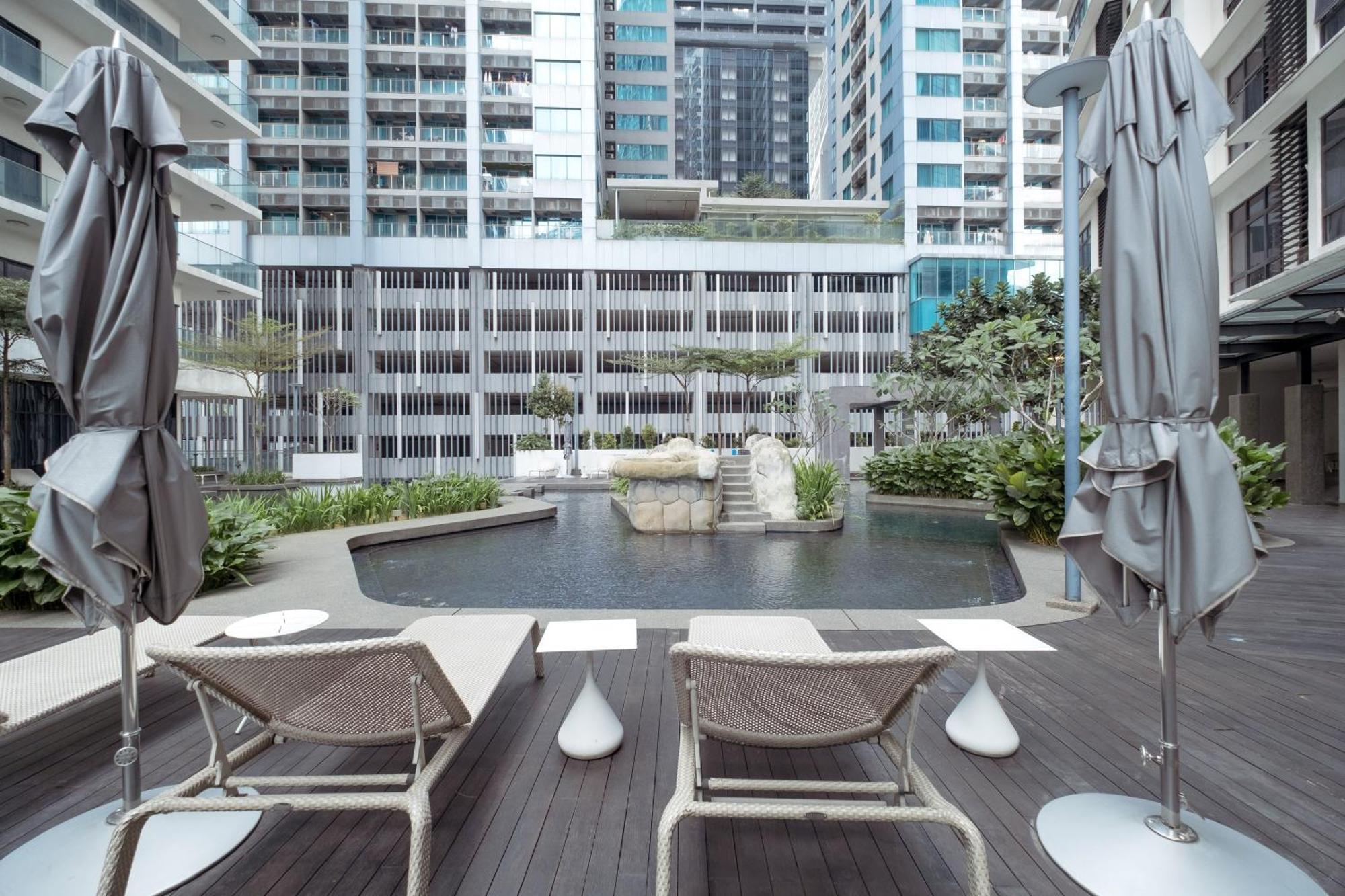 Sfera Centre Hotel 5*