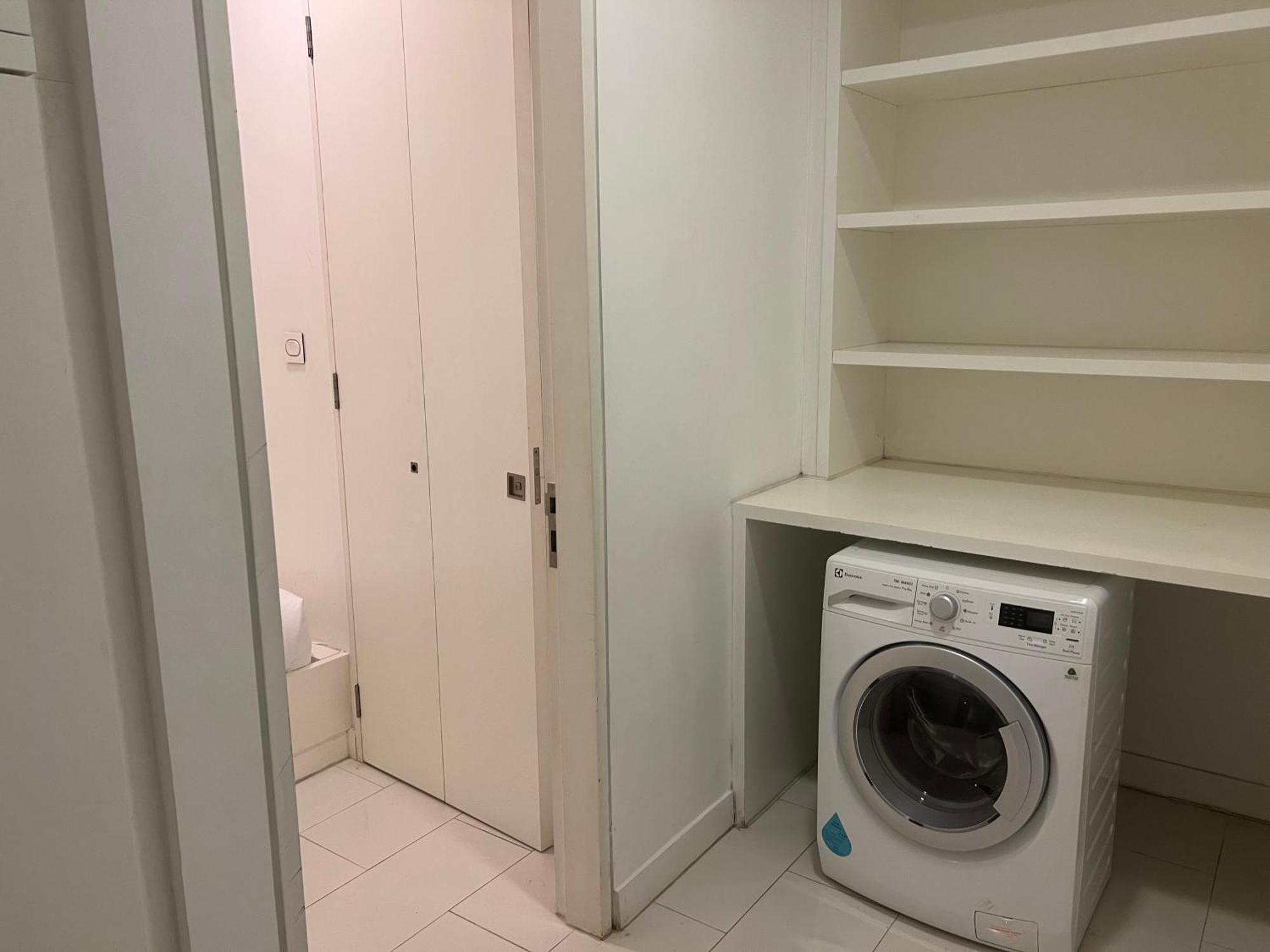 Platinum Sky Rainbow Apartment *