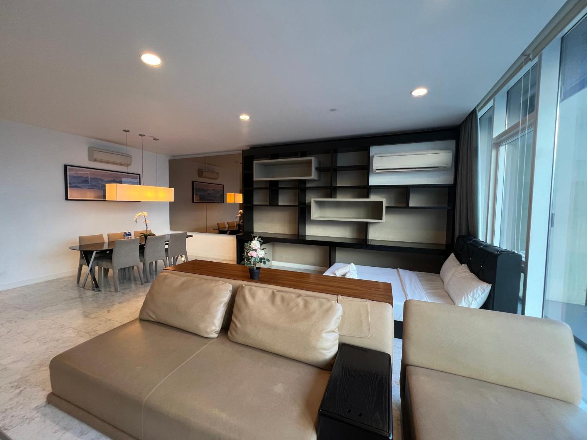 Platinum Sky Rainbow Apartment