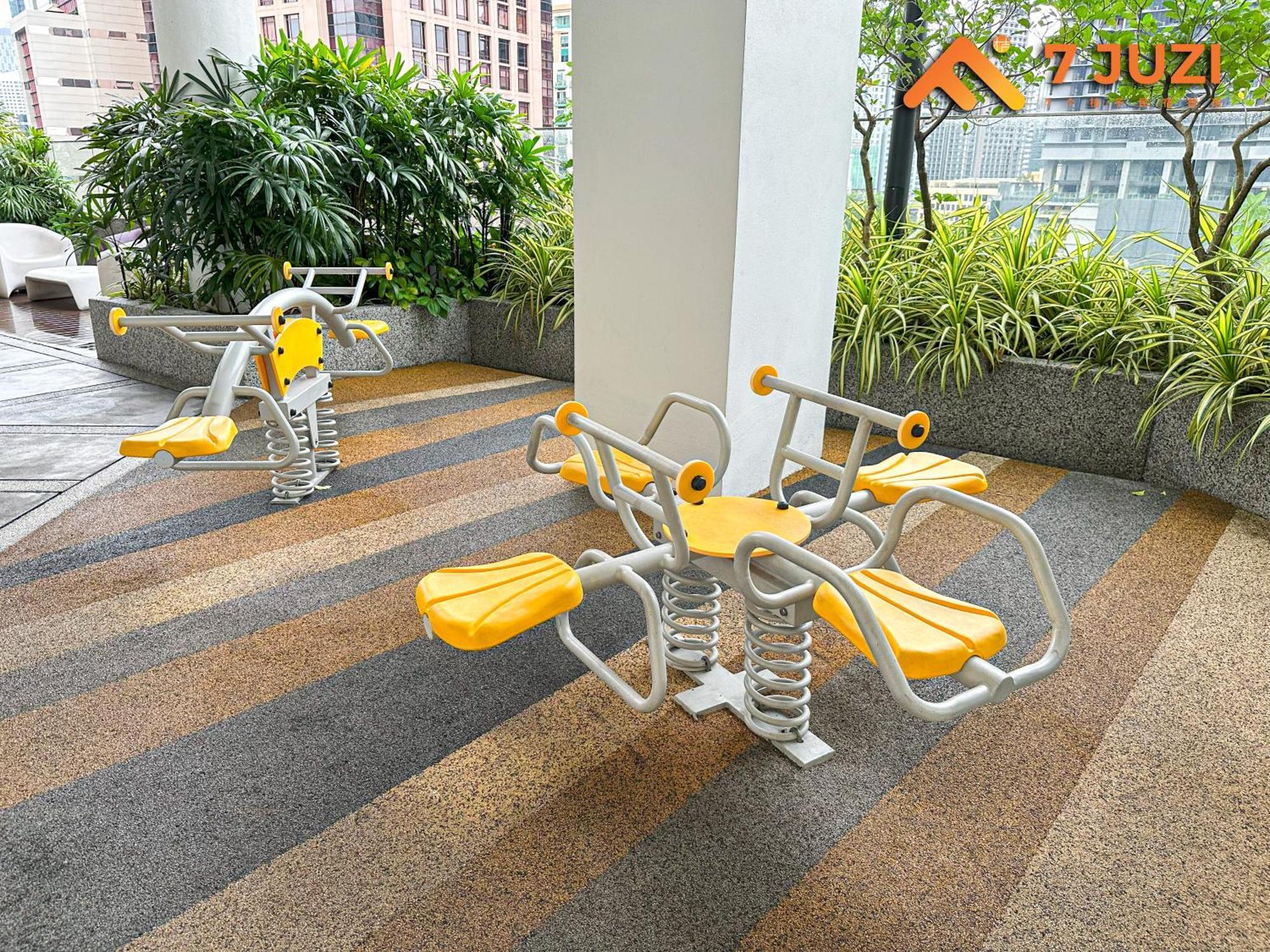 Kl Tower View Luxury Cozy& Spacious 4-5 Pax Apartment *
