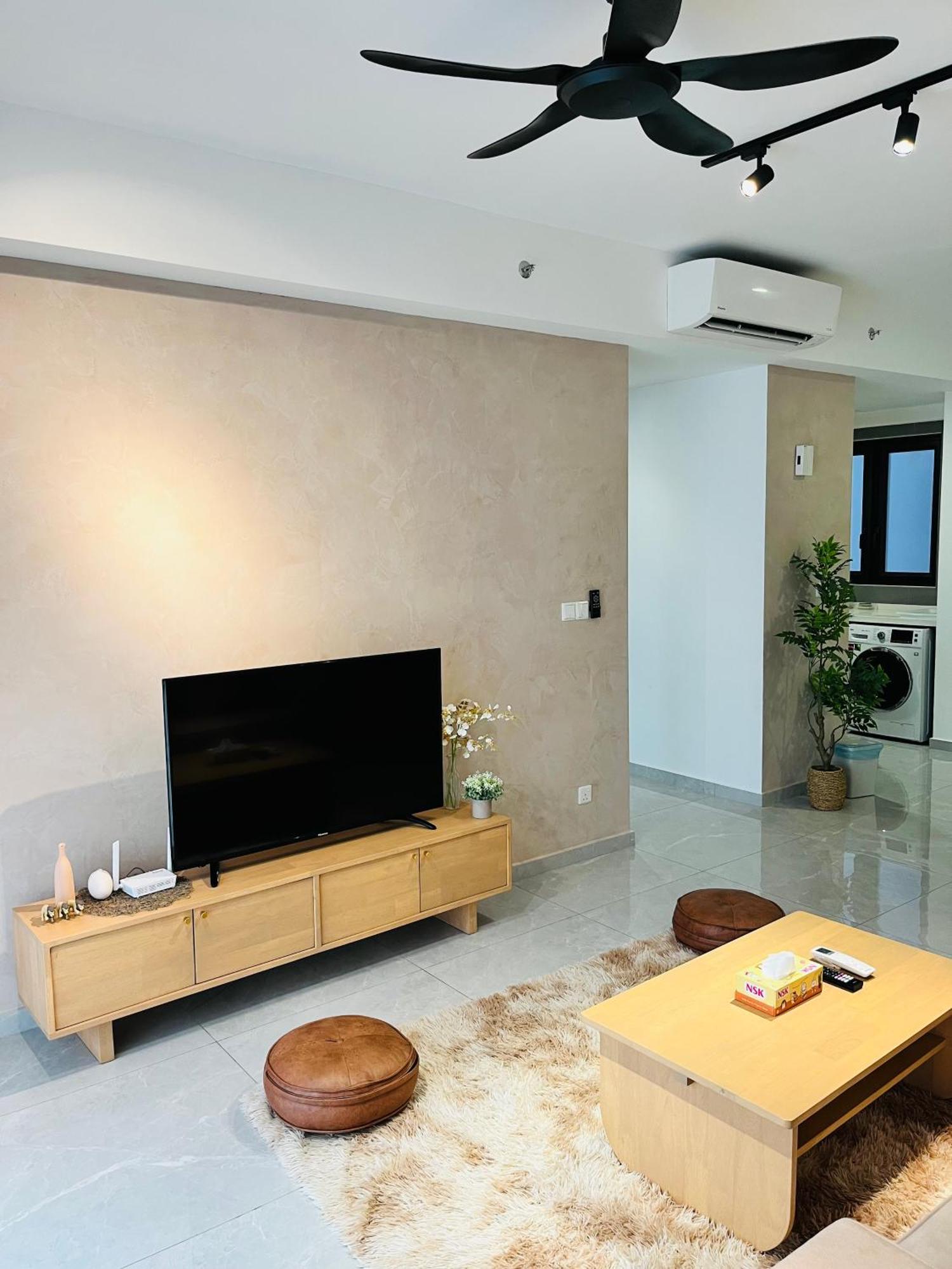 Agile Residences By Luna Apartment
