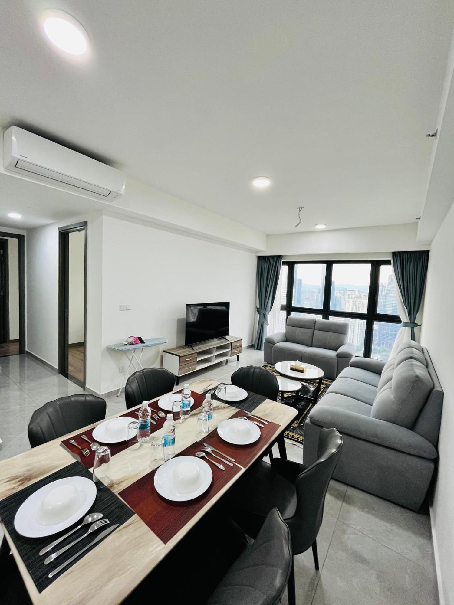 Agile Residences By Luna