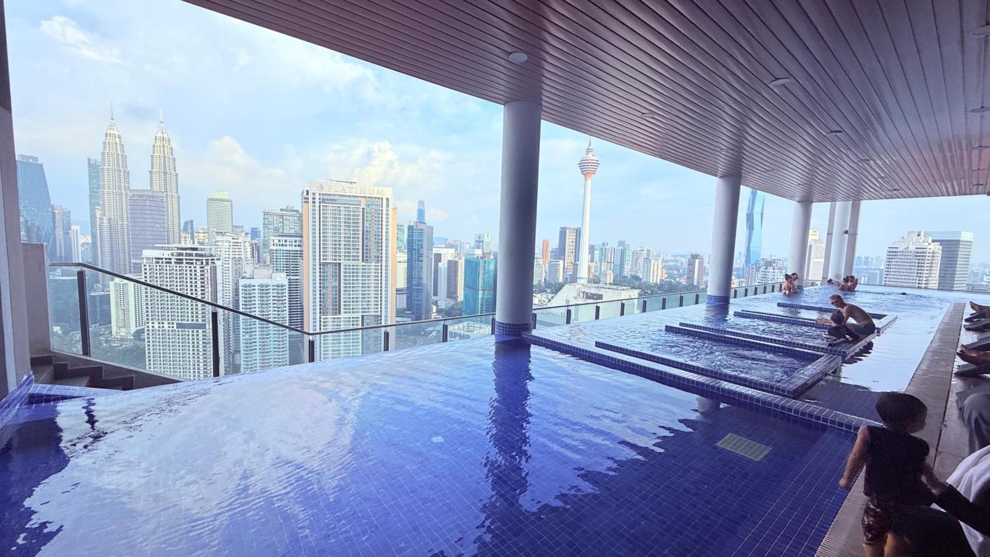 Apartment Colony Service Klcc At Sky World *