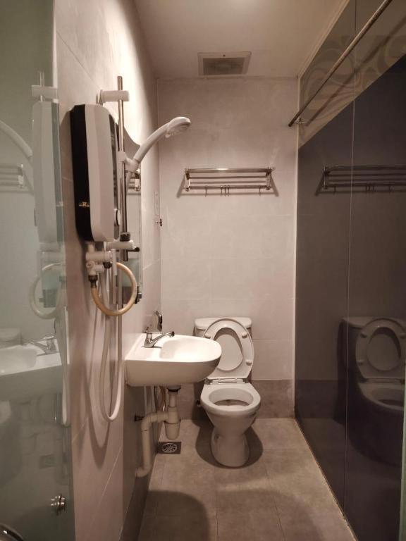 1 Kuchai Hotel 3*