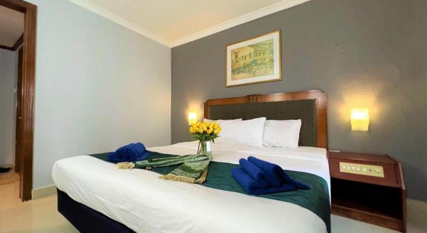 Adamson Hotel 3*