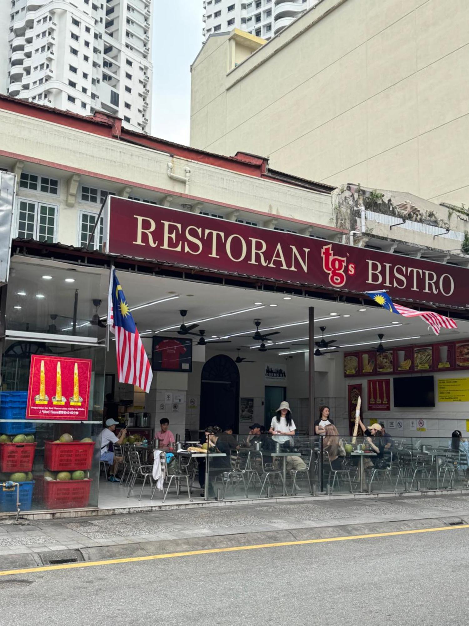 Apartment The Robertson R22 Jalan Alor Petaling Street Bukit Bintang Kl 3r2b 8pax