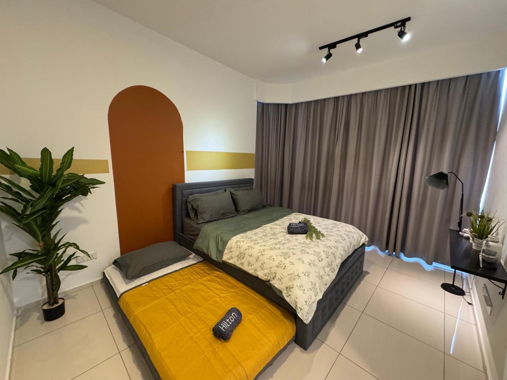 The Robertson R22 Jalan Alor Petaling Street Bukit Bintang Kl 3r2b 8pax Apartment