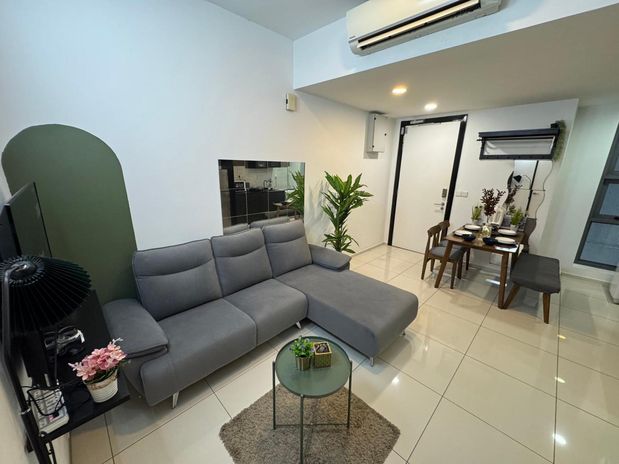 Apartment The Robertson R22 Jalan Alor Petaling Street Bukit Bintang Kl 3r2b 8pax