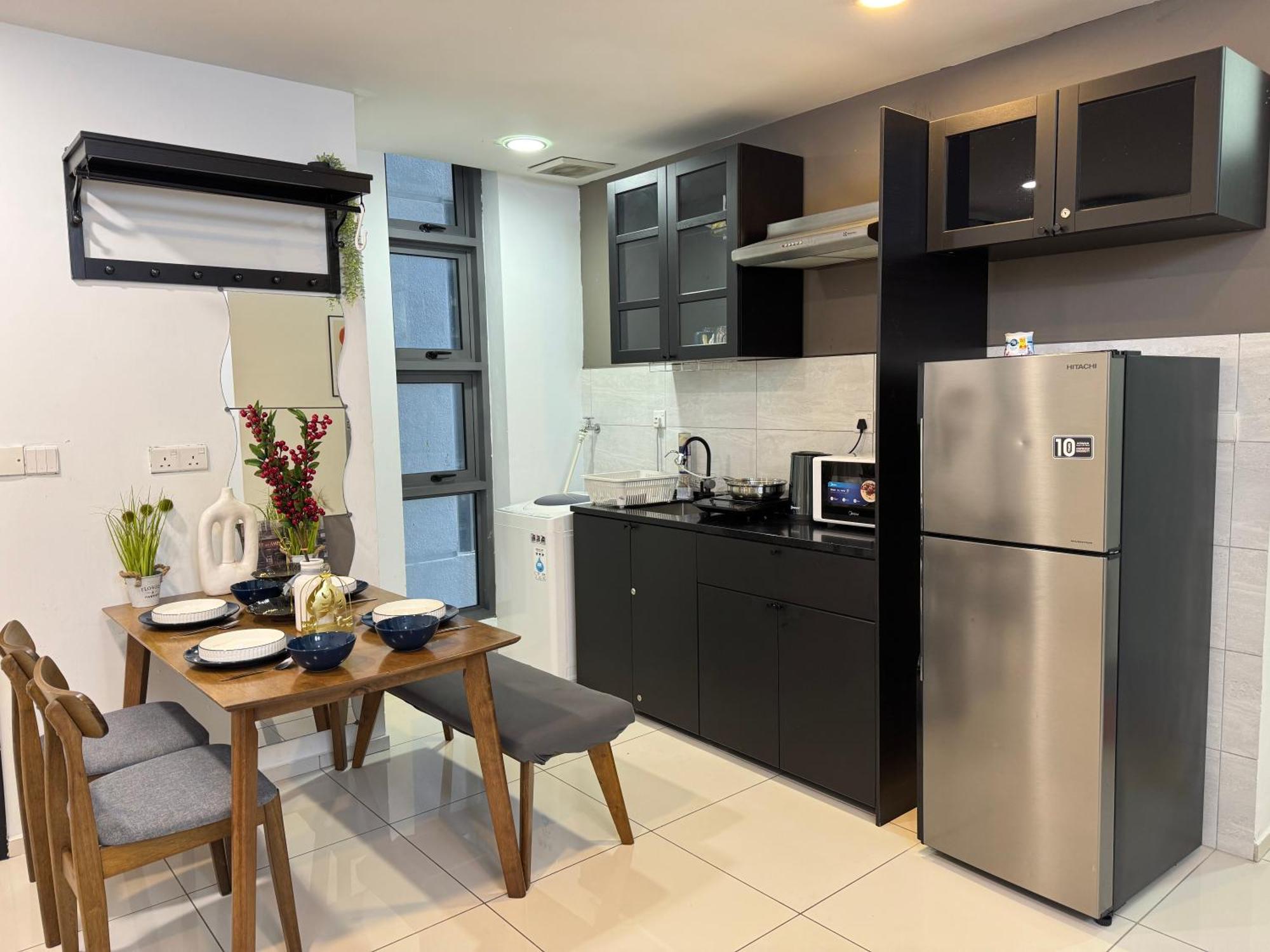Apartment The Robertson R22 Jalan Alor Petaling Street Bukit Bintang Kl 3r2b 8pax Kuala Lumpur