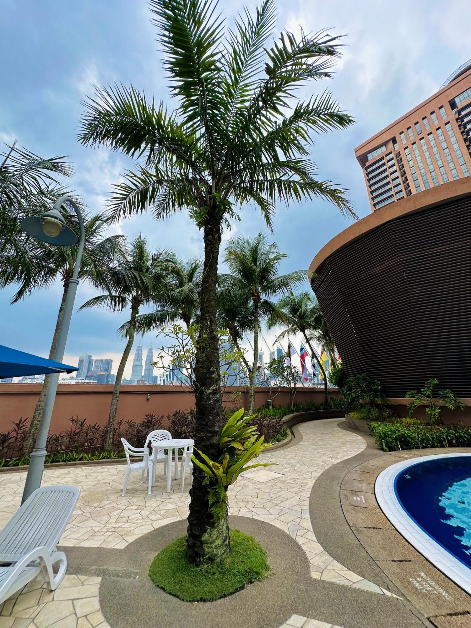 Times Square Residences *