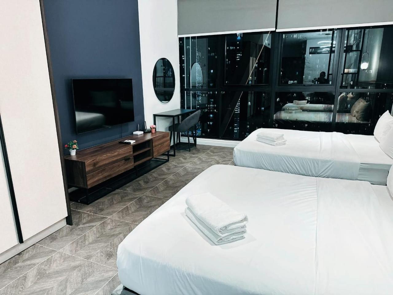 Apartment Scarletz Klcc By Signature