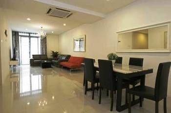 Apartment Kl Service At Taragon *