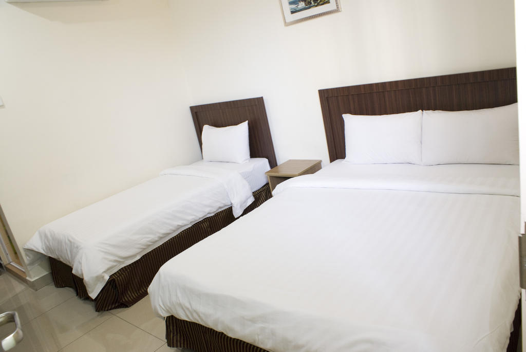 Hotel 128
