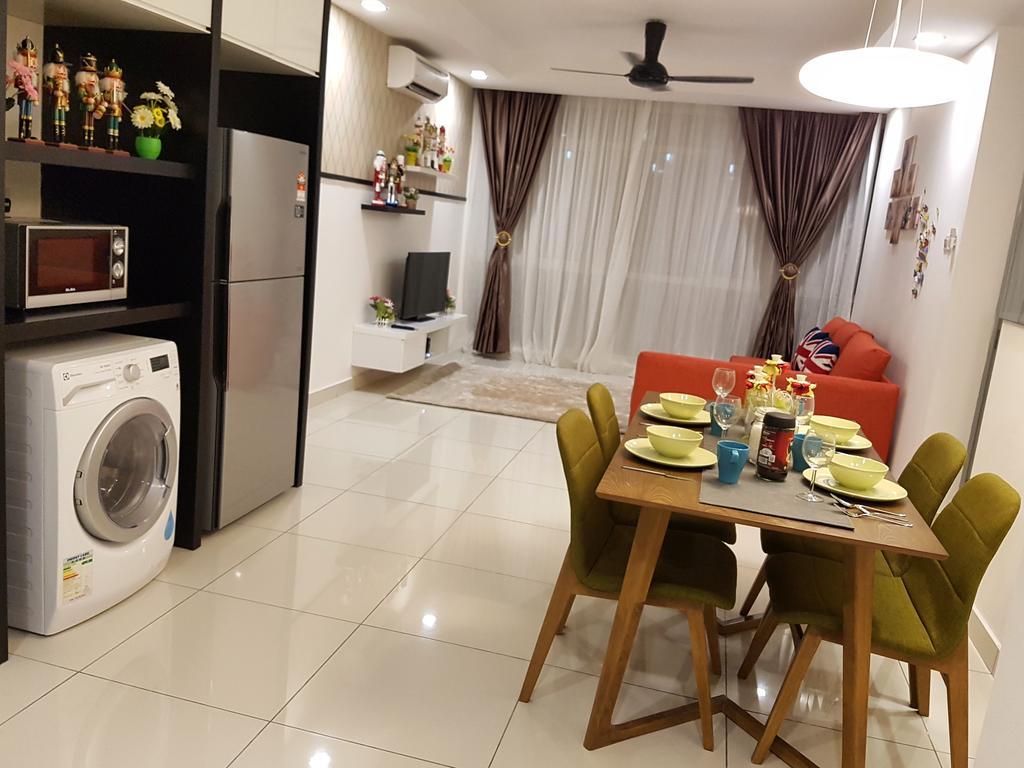 The Lovely At Kl Apartemen *