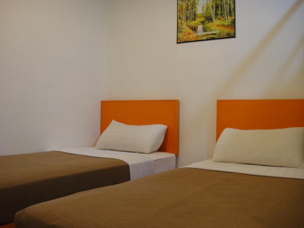 1 Kuchai Hotel