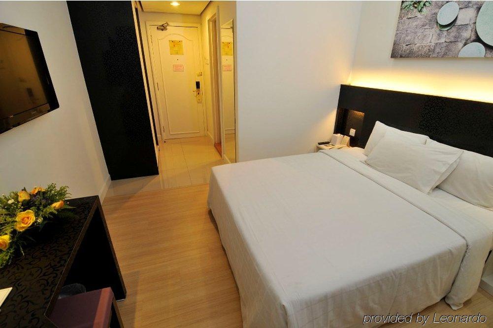 Swiss-inn Chinatown Hotel 3*