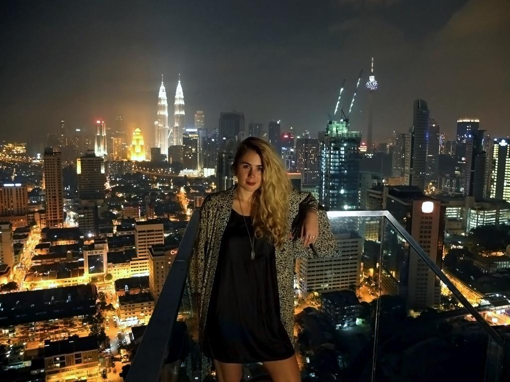 Apartemen Kl Skyview Family Suites @ Regalia